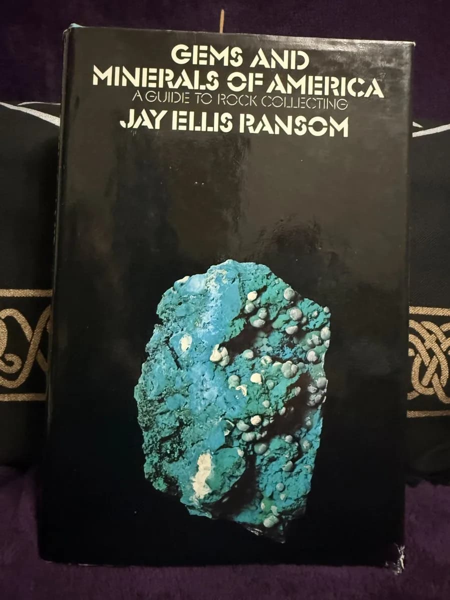 Gems and Minerals of America — front cover (TOTM-BK-079)