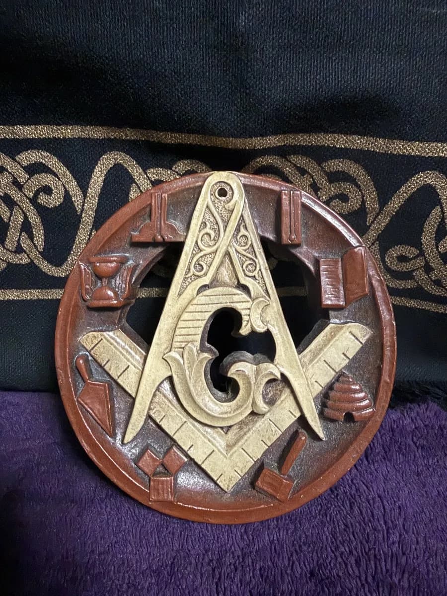 Masonic "G" Altar Tile — front cover (TOTM-OBJ-094)