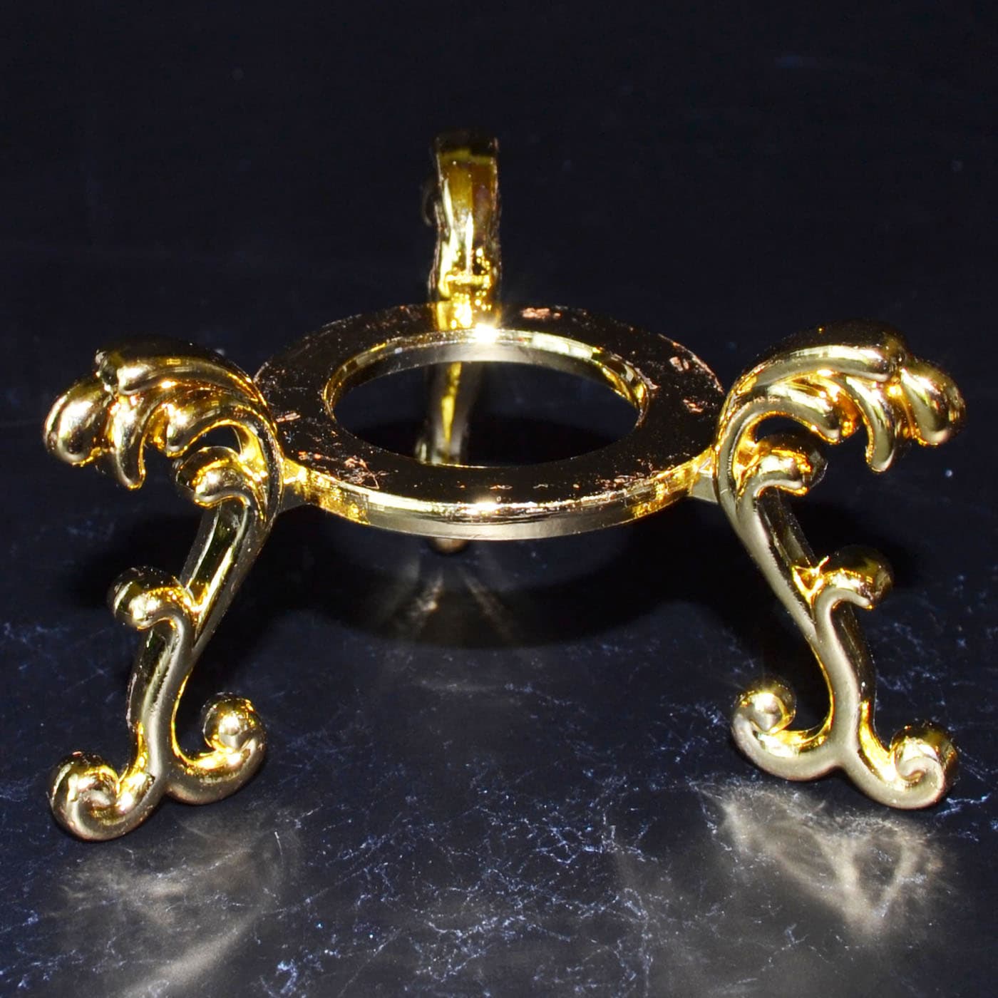 2 1/2" Gold color stand